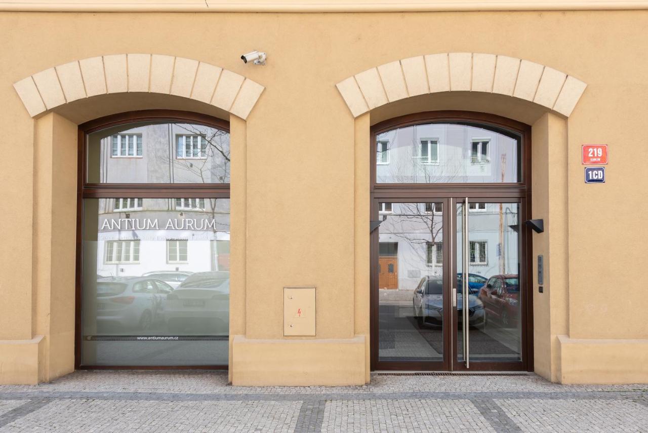 Apartment With Balcony And Parking Near The Prague Museum 외부 사진