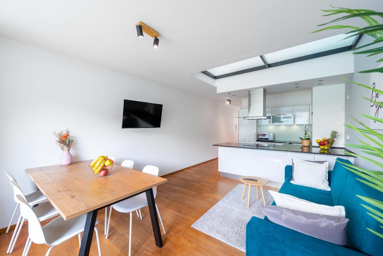 Apartment With Balcony And Parking Near The Prague Museum 외부 사진