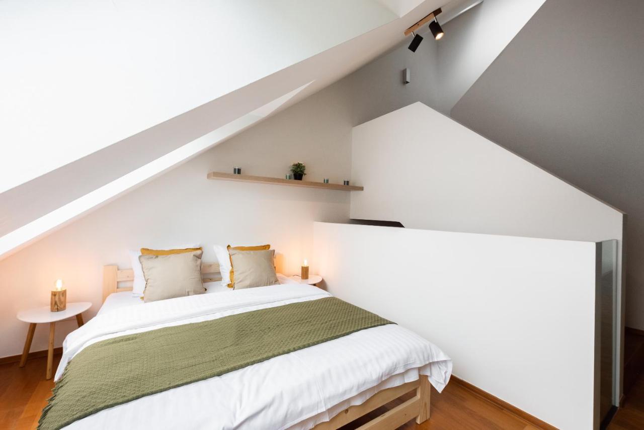 Apartment With Balcony And Parking Near The Prague Museum 외부 사진