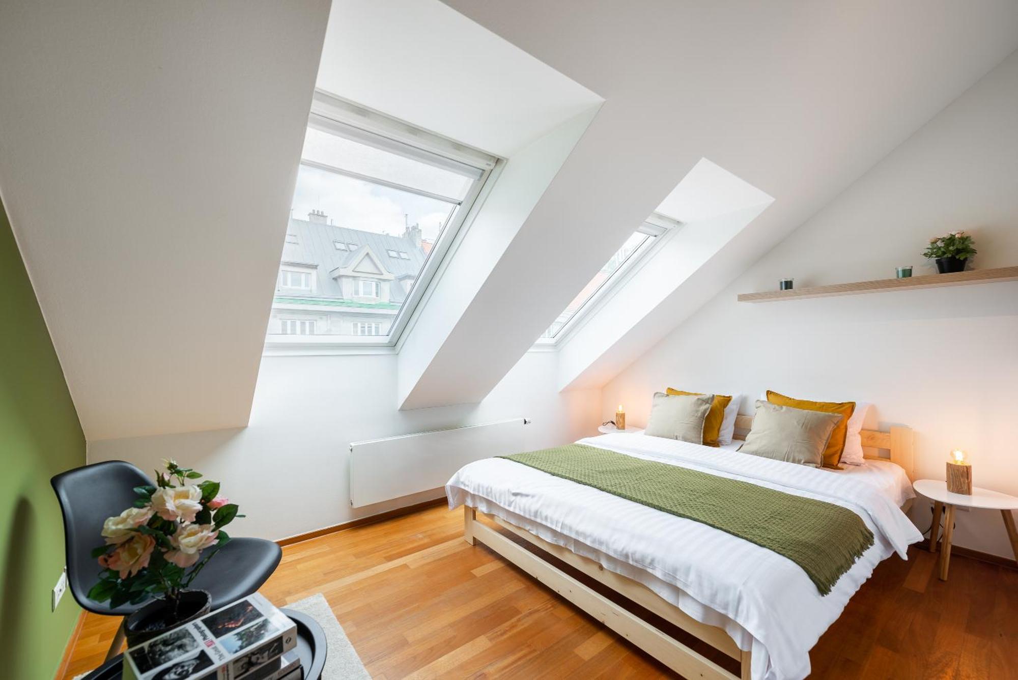 Apartment With Balcony And Parking Near The Prague Museum 외부 사진