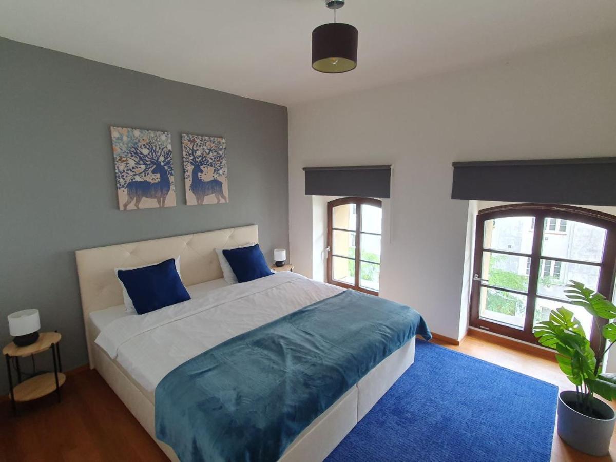 Apartment With Balcony And Parking Near The Prague Museum 외부 사진